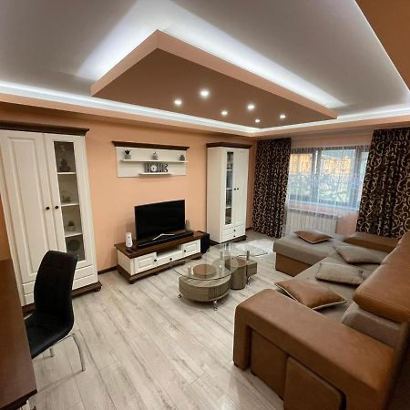 Apartament Luxury Leilighet Gura Humorului Eksteriør bilde